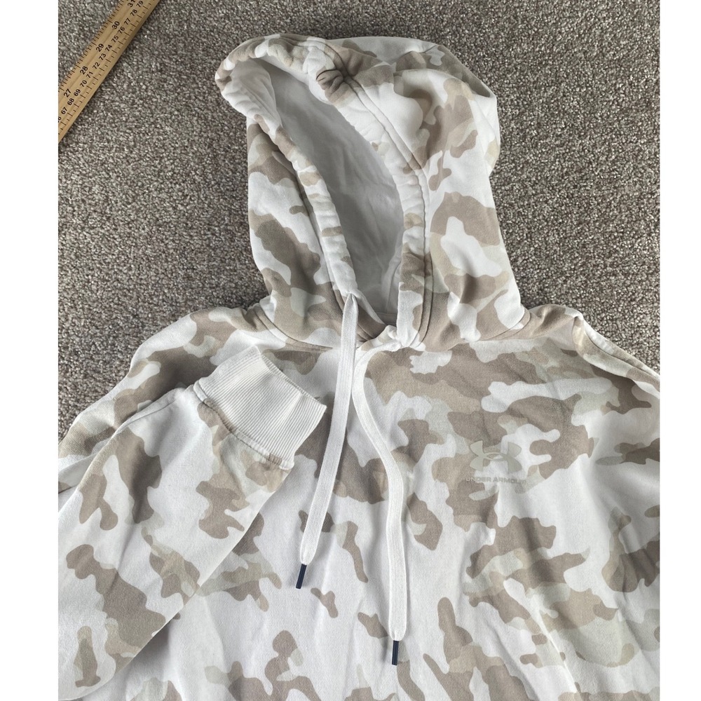 Under Armour ColdGear Mens M Jacket Hoodie Warm Loose Camo White Tan Fleece